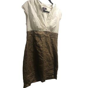 WOMEN’S Khaki and White Dress Size 12